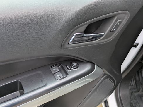 Used 2022 Chevrolet Colorado LT w/ Fleet Safety Package RWD image 12