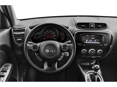 Used 2019 Kia Soul FWD image 4