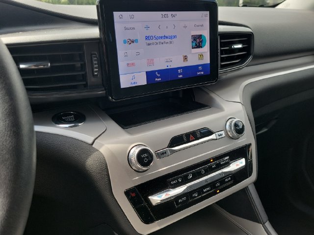 Used 2023 Ford Explorer XLT RWD image 23
