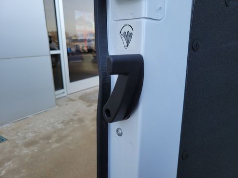 Used 2025 RAM ProMaster 2500 w/ Convenience Group image 20