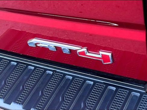 Used 2025 GMC Sierra 1500 AT4 w/ AT4 Premium Package image 25