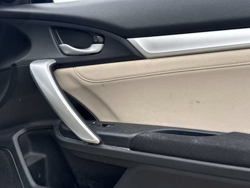 Used 2019 Honda Civic EX image 28