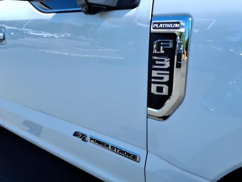 Used 2021 Ford F350 Platinum w/ FX4 Off-Road Package AWD/4WD image 25