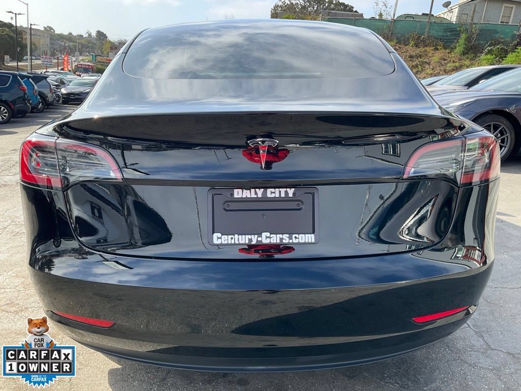 Used 2023 Tesla Model 3 Standard Range RWD image 4