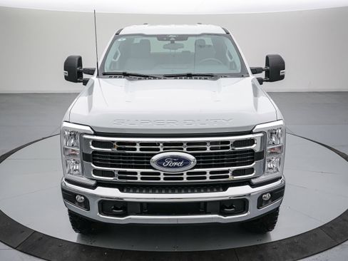 New 2026 Ford F250 XLT w/ Tremor Off-Road Package image 10