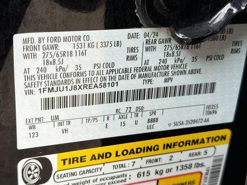 Used 2024 Ford Expedition XLT AWD/4WD image 27