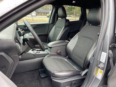 Used 2024 Ford Escape ST-Line w/ Cold Weather Package image 18