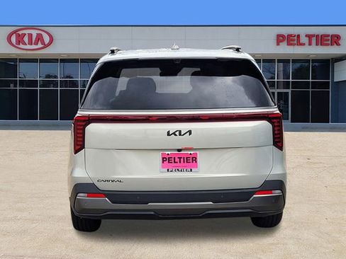 New 2026 Kia Carnival SX Prestige FWD image 4