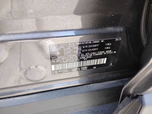 Used 2024 Toyota RAV4 XLE AWD/4WD image 16