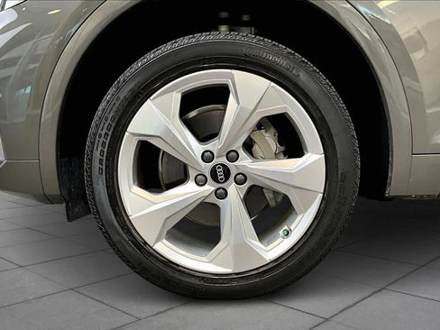 Certified 2023 Audi Q5 2.0T Premium Plus w/ Premium Plus Package image 10