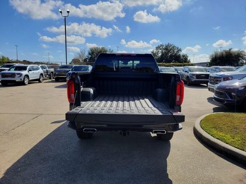 New 2026 GMC Sierra 1500 AT4 w/ AT4 Premium Package image 7