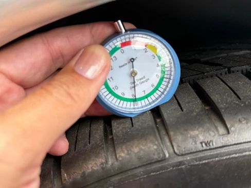 Used 2005 Chevrolet Corvette Coupe w/ Preferred Equipment Group image 31