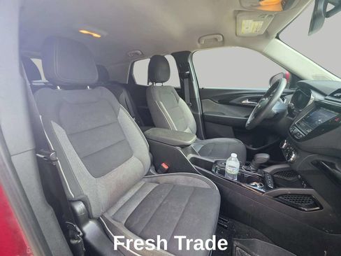 Used 2021 Chevrolet TrailBlazer LT w/ Convenience Package FWD image 9