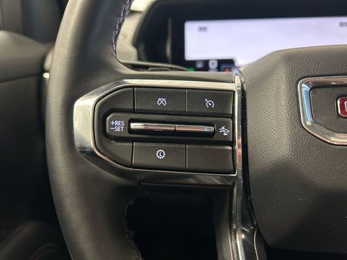 Used 2025 GMC Terrain Elevation image 10