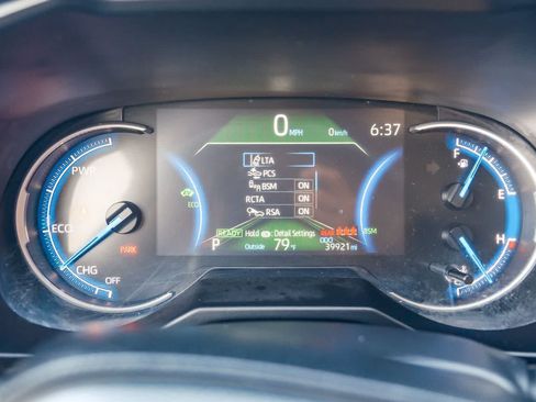 Certified 2025 Toyota RAV4 LE AWD/4WD image 24