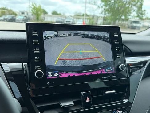 Used 2024 Toyota Camry XLE image 21