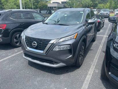 Used 2022 Nissan Rogue SV