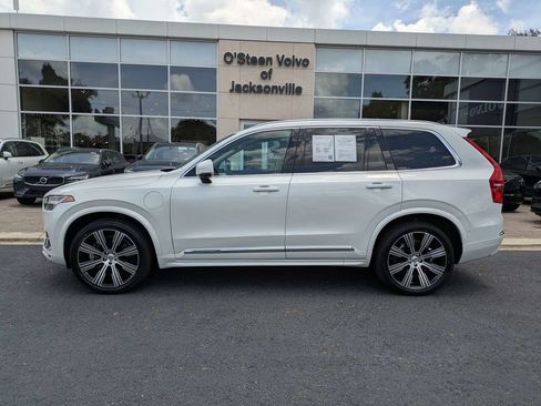 Used 2023 Volvo XC90 T8 Ultimate w/ Protection Package Premier AWD/4WD image 3