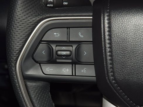 Used 2025 Toyota Tundra SR5 image 42