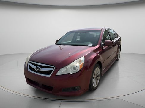 Used 2011 Subaru Legacy 2.5i Limited AWD/4WD image 2