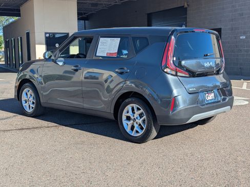 Certified 2025 Kia Soul LX w/ LX Technology Package image 4