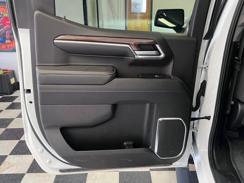 Used 2023 Chevrolet Silverado 1500 LT Trail Boss image 49