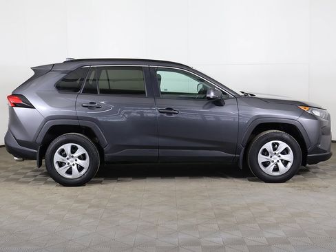 Used 2019 Toyota RAV4 LE image 16