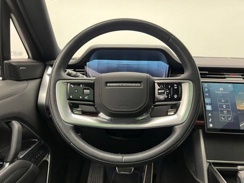 Used 2024 Land Rover Range Rover SE AWD/4WD image 13