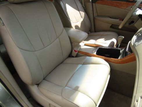 Used 2006 Toyota Avalon Limited image 32