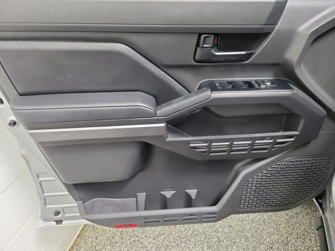 Used 2025 Toyota Tacoma SR5 RWD image 17