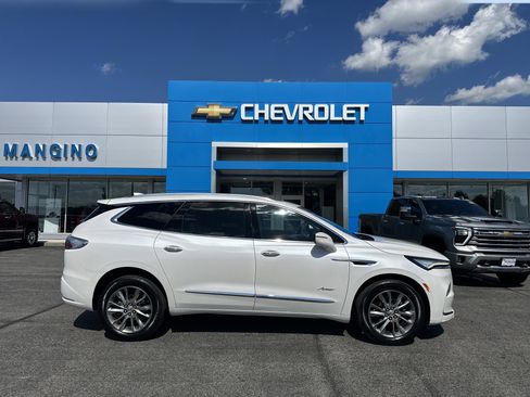 Certified 2023 Buick Enclave Avenir w/ Avenir Technology Package AWD/4WD image 1