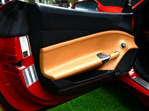 Used 2017 Ferrari 488 GTB image 36