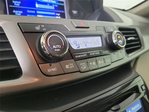 Used 2016 Honda Odyssey EX-L image 29