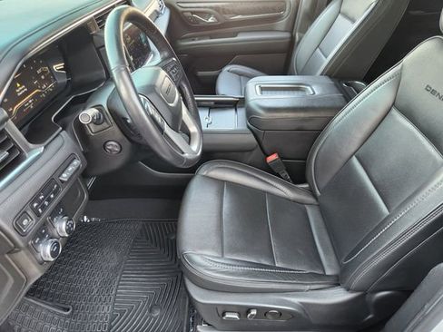 Used 2022 GMC Yukon Denali image 9