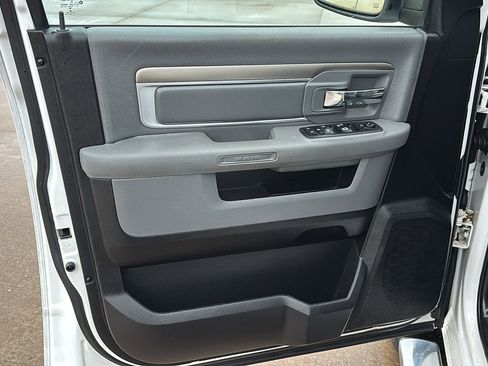 Used 2016 RAM 1500 Big Horn image 24