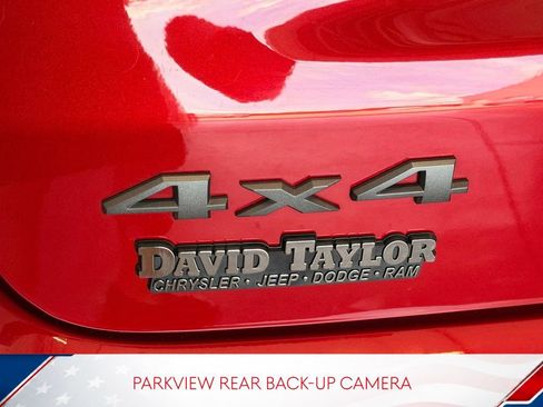 Used 2025 Jeep Compass Trailhawk AWD/4WD image 9