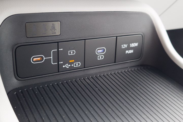 New 2027 Hyundai Kona SE FWD image 29