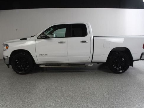 Used 2020 RAM 1500 Big Horn AWD/4WD image 3