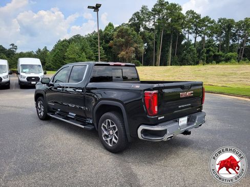 Used 2025 GMC Sierra 1500 SLT w/ SLT Premium Plus Package AWD/4WD image 3