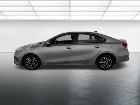 Used 2024 Kia Forte LXS FWD image 5