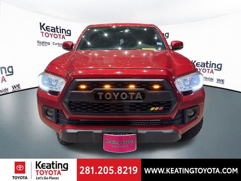 Certified 2016 Toyota Tacoma TRD Off-Road image 8