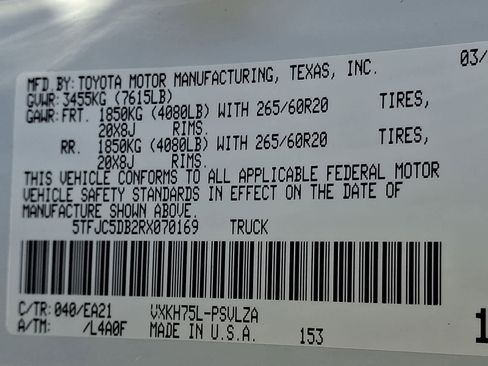 Used 2024 Toyota Tundra Limited AWD/4WD image 30