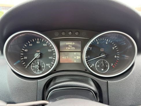 Used 2010 Mercedes-Benz ML 550 4MATIC image 19