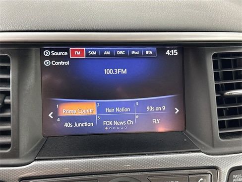 Used 2018 Nissan Pathfinder SL image 13