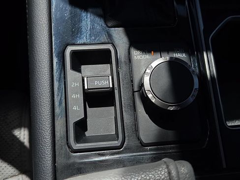 Used 2023 Toyota Tundra Limited w/ Power Package AWD/4WD image 22