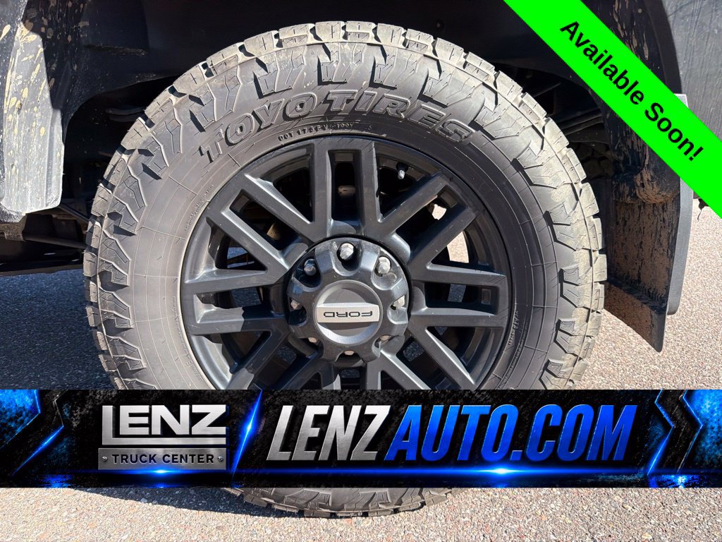 Used 2022 Ford F350 Limited AWD/4WD image 9