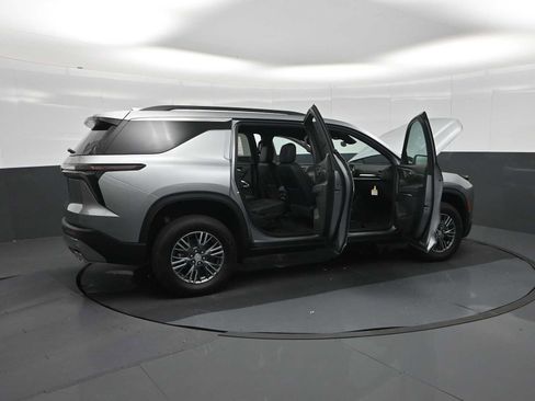 New 2026 Chevrolet Traverse LT AWD/4WD image 28