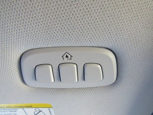 Used 2025 Ford Expedition Platinum AWD/4WD image 25