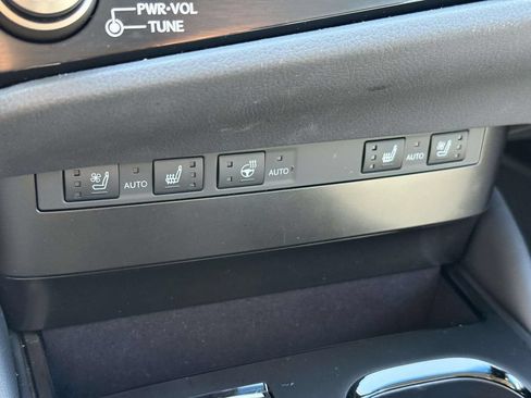 Used 2025 Lexus ES 350 w/ Premium Package FWD image 24