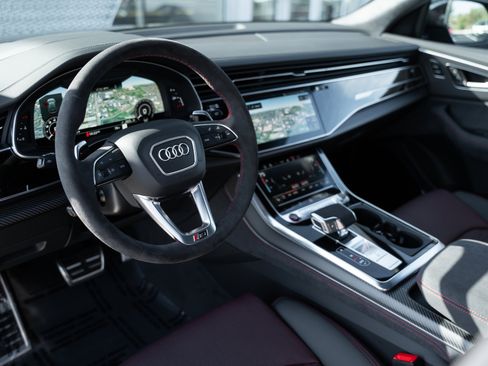 New 2026 Audi RS Q8 performance image 10